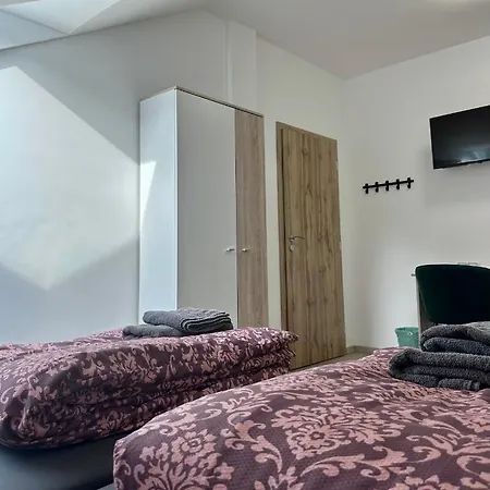 Colosseum Etterem Es *